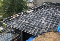 屋根瓦解体