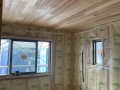 キッチン部分は杉の天井板